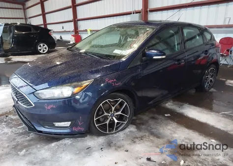 2017 Ford Focus Sel z USA, uszkodzony, nr VIN 1FADP3M2XHL201074